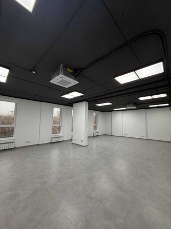 Оренда приміщення в бізнес центрі Кут - фото 1