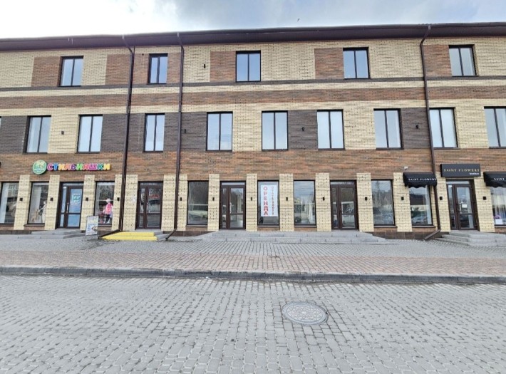 Здам приміщення фасад Таращанська - фото 1