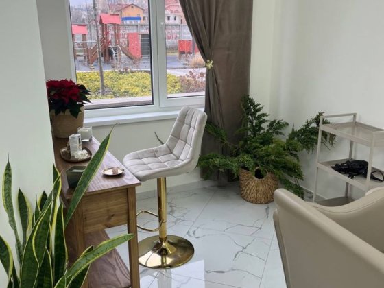 Оренда/ партнерство візаж, бровіст, перукар. Бровари