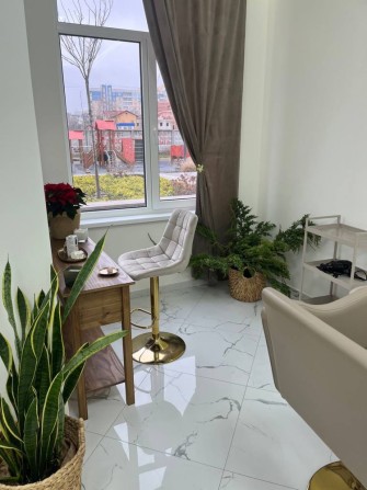 Оренда/ партнерство візаж, бровіст, перукар. - фото 1