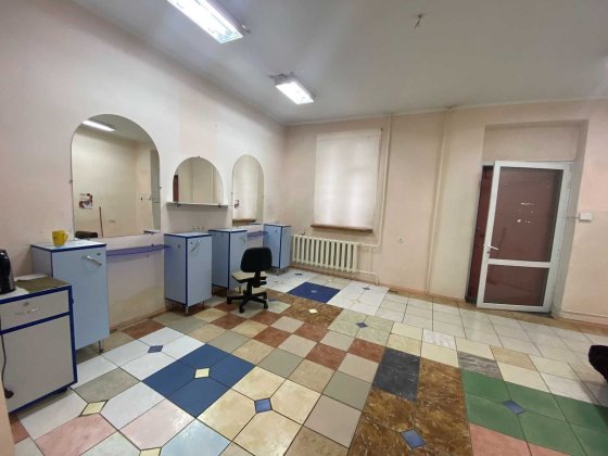 Вул Героїв УПА центр міста здам чудове приміщення ремонт 40 м2 Бровари