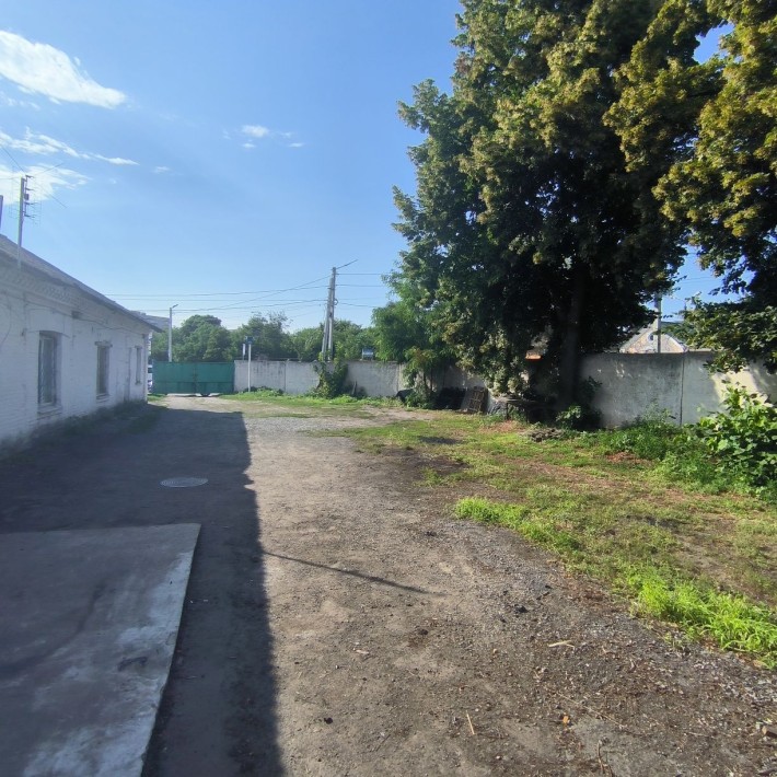 Оренда приміщення разом з територією р- н Вокзалу - фото 1