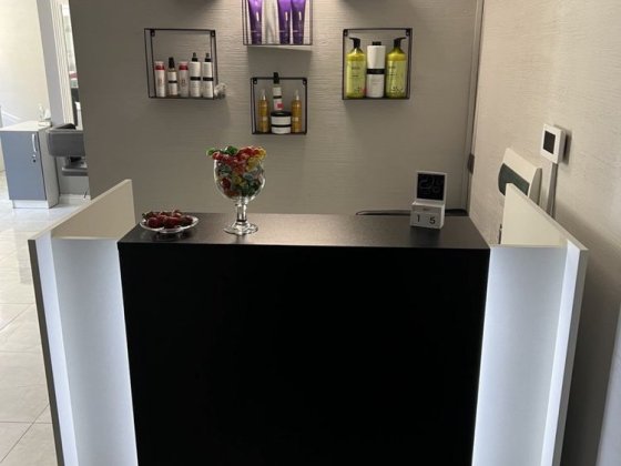 Оренда місця , оренда манікюрного стола Вишневе