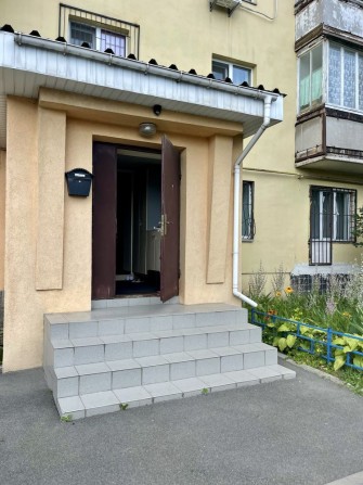 Оренда комерційного! житлов прим  41 м2  пров.Поштовий 15, м. Вишневе - фото 1