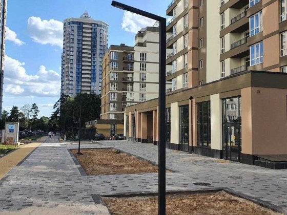 Оренда приміщення вільного призначення 302 м2 Бровари ЖК Крона Парк Бровари