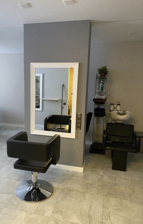 Оренда перукарського крісла - фото 1