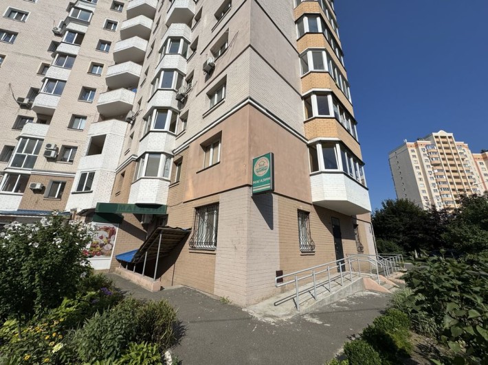 Здається комерційне потміщення в Бучі 10 $/ метр! - фото 1