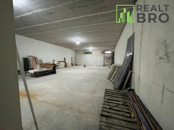 Оренда капітального складу 250 м2, Дубово