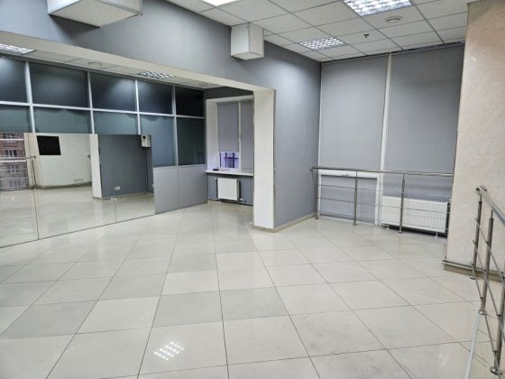 Ексклюзивна оренда приміщення 43м2 Фасад Бровары