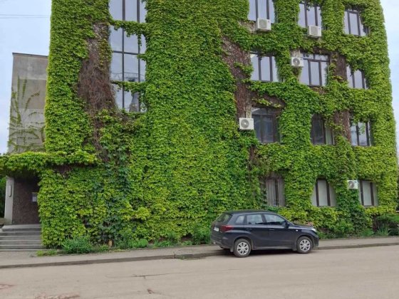 Здається в оренду офісний центр 2000м.кв. Івано-Франківськ