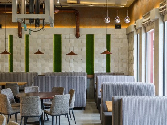 Фасадне приміщення 442 м², 2 поверхи,ліфти, сучасний ремонт,біля VELES Ивано-Франковск