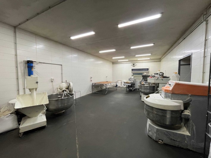 Оренда комерційного приміщення 800м2 - фото 1