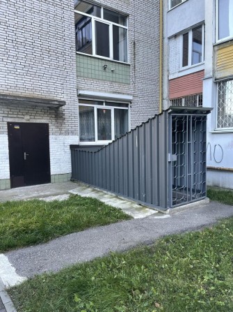 Оренда приміщення мас. Таращанський - фото 1