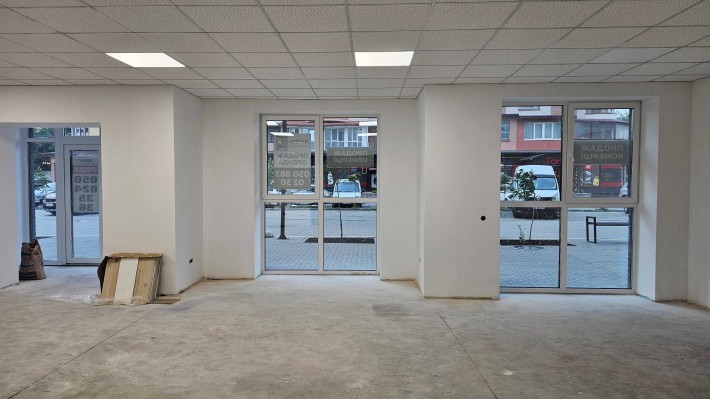 Оренда комерційного фасадного приміщення, 130м по вул. Кисілевської - фото 1