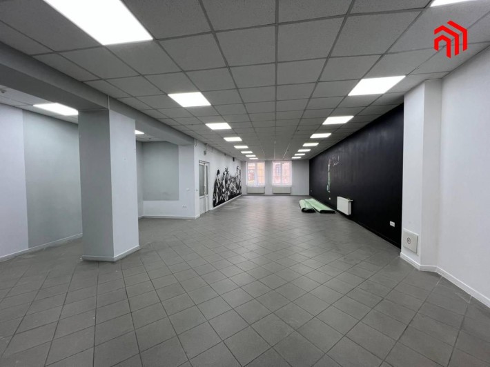 Оренда приміщення оупен спейс біля ЦУМа, 120, 90 або 210 кв.м - фото 1