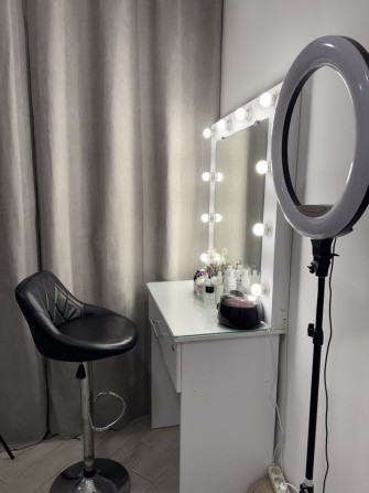 Орендра візажного столика - фото 1