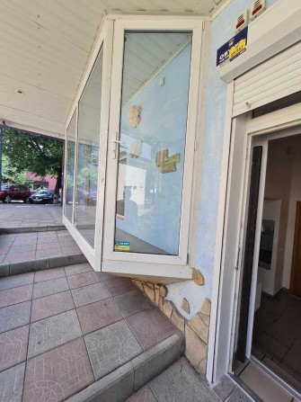 Здам ПРИМІЩЕННЯ в ЦЕНТРІ по вул. Шевченка. 7500 - фото 1