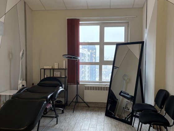 Суборенда кабінету з кушеткою Івано-Франківськ