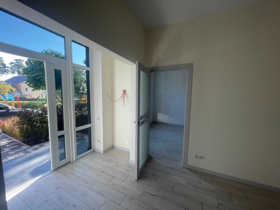 Оренда комерцйного приміщення на Виговського 34 м2