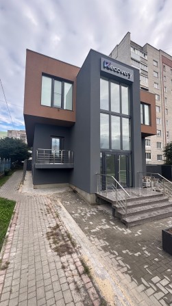 ОРЕНДА приміщення з ремонтом під орендаря! - фото 1