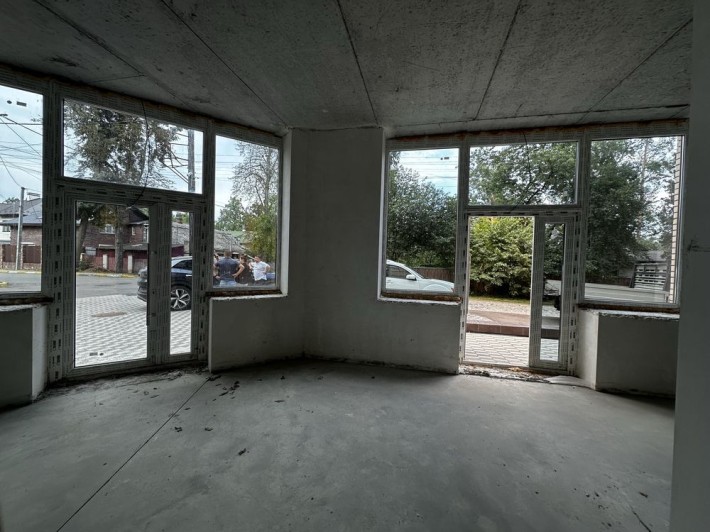 Оренда комерційного приміщення ЖК Мюнхаузен-2 фасад - фото 1