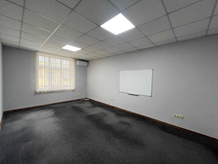 Оренда офісу в самому центрі міста! - фото 1