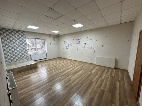 Оренда приміщення по вул.Стуса Івано-Франківськ