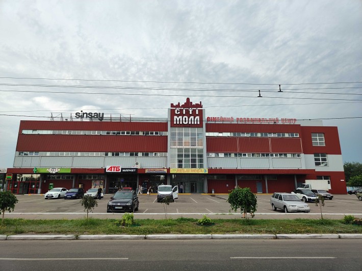 Надам в оренду частину нежитлового приміщення 170м2 в ТЦ "СІТІ Молл" - фото 1