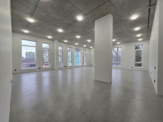 Видове приміщення 275 кв.м. Вул Садова. ТЦ Garden Plaza. Ирпень