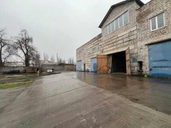 Оренда боксів/ окремого приміщення ТРАМПАРК