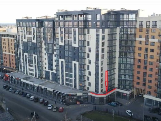 Оренда  фасадного торгового приміщення Яровиця, 120 м.кв.,  поверх 1-й Луцк