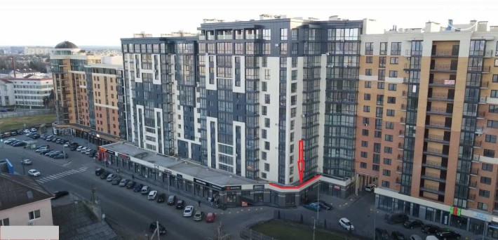 Оренда  фасадного торгового приміщення Яровиця, 120 м.кв.,  поверх 1-й - фото 1