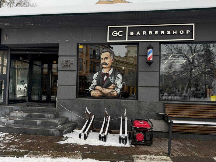 Оренда комерційного приміщення в самому центрі міста! - фото 1