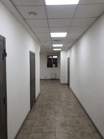 Оренда БЦ Пасаж цокольний поверх - фото 1