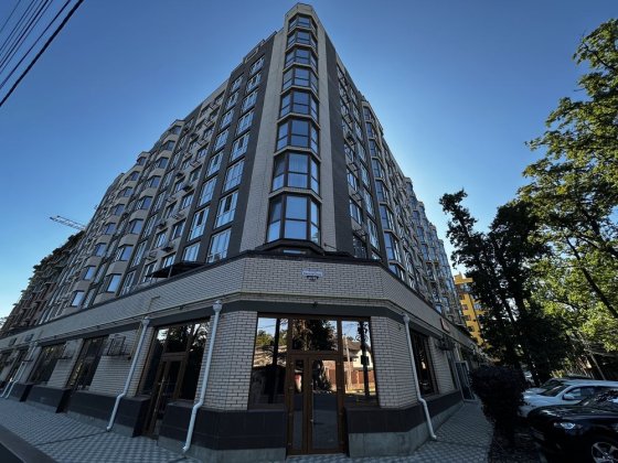 Оренда фасадного комерційного приміщення площею 150 кв.м. Ірпінь