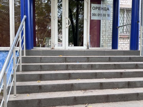 Оренда нежитлового приміщення в Нікополі район Кристал