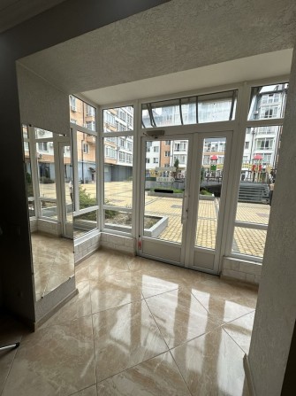 Здам в центрі приміщення 72 м2 - фото 1