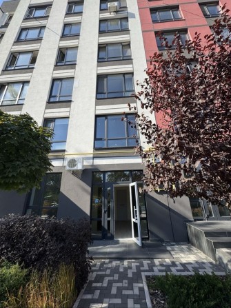 Оренда комерціі з ремонтом по вул.Виговського! - фото 1