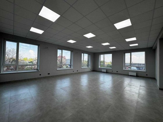 помещения с ремонтом! Улица Центральная 65, Вашу рекламу увидят ВСЕ!