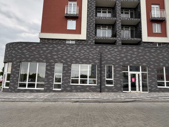 Оренда комерційного приміщення в ЖК «Олімп» | 1-й поверх | від 84 м²