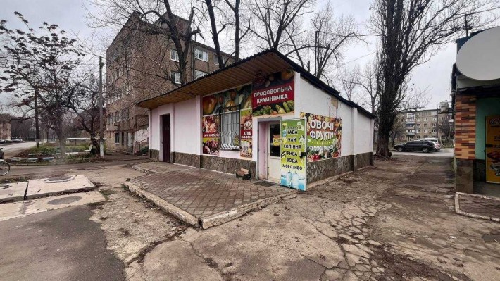 Окрема торгова будівля біля Делві – високий трафік, готове до роботи. - фото 1