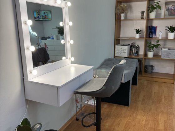 Оренда робочого місця ЦЕНТР ІФ поденно/місяць/півмісяця Івано-Франківськ