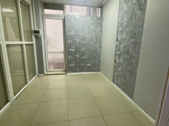 Здам в оренду приміщення в центрі ТЦ Зебра Івано-Франківськ