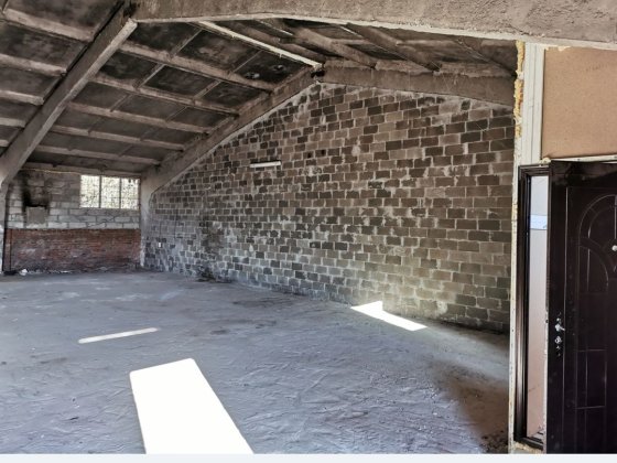 Здам  по добово приміщення під ремонт габаритної техникі Луцьк