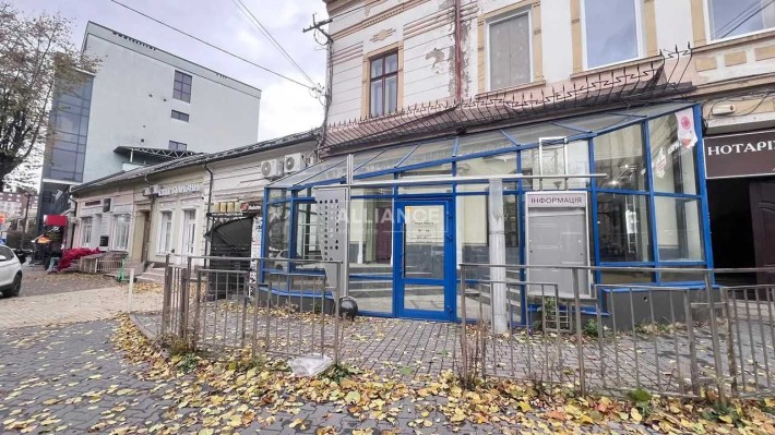 Оренда! Комерція самий центр 130м2, вул. Бельведерська - фото 1