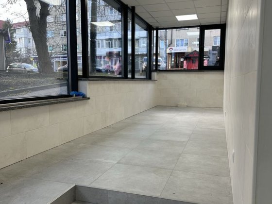 Оренда комерційного приміщення в центрі міста вул.Винниченка Луцк
