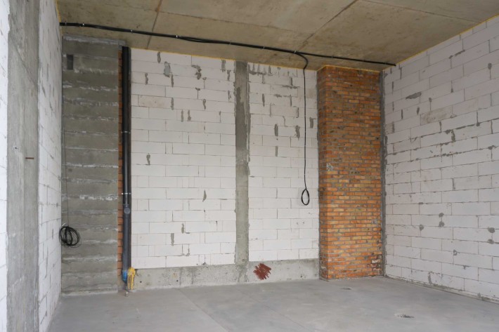 Оренда фасадного приміщення 43,3 м² у ЖК «Синергія Сіті» - фото 1