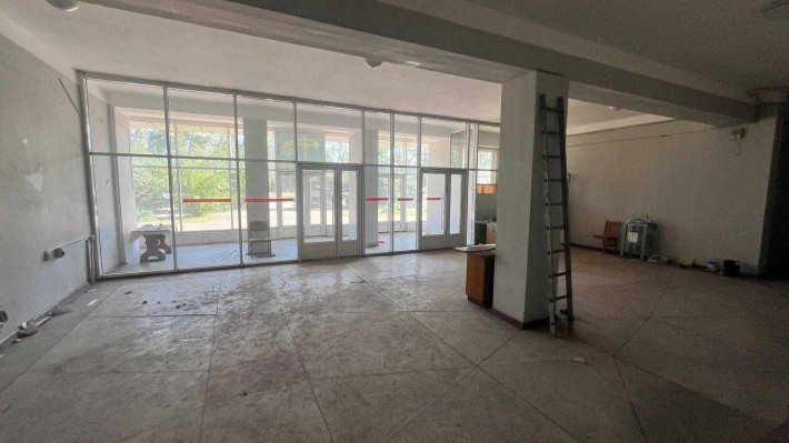 Оренда багатофункціональної будівлі у Кривому Розі – 1593 м² - фото 1
