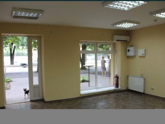 Здам 30 кв.приміщення на червоній біля вокзалу та нової пошти Кривий Ріг