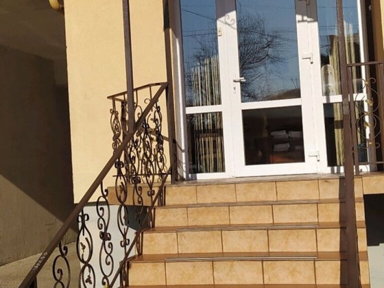 стоматологія, офіс, магазин,салон краси Івано-Франківськ